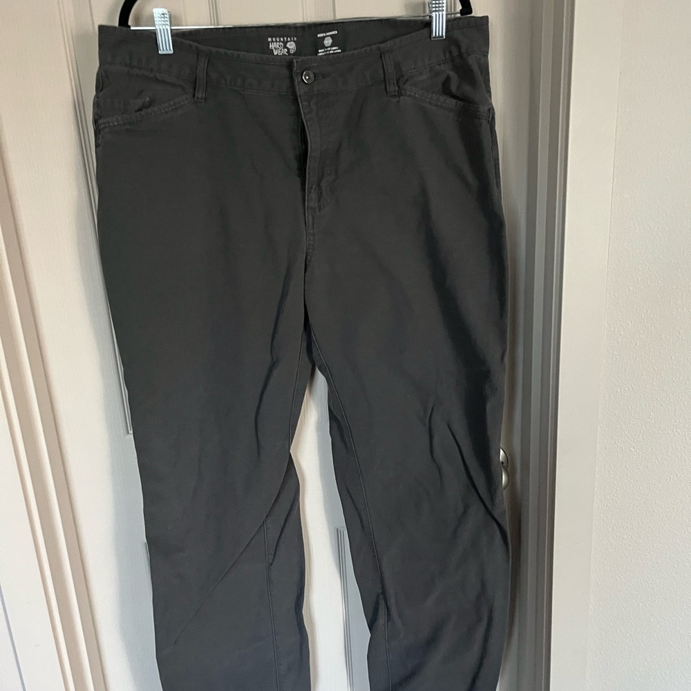 Mountain Hardwear Men's Charcoal Slim Jeans